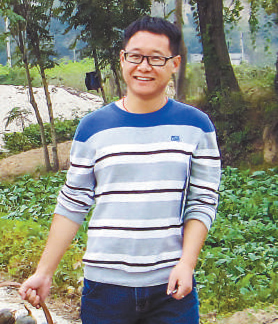 李夏：搶險(xiǎn)沖鋒在前 扎根基層為民